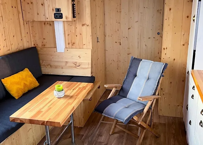 Hausboot Jawe Auf Der Kleinseenplatte Bådhotel *